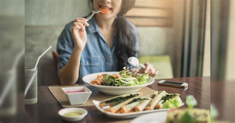 夢見去餐廳吃飯